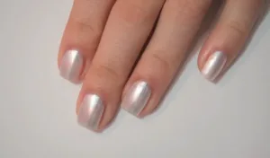 nails-lacquer-case-of-glamnesia