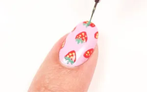 press-on-nails-xpresson-nail-art-tastes-like-strawberries